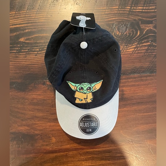 Disney Star Wars Men Mandalorian Baby Yoda Grogu Hat Baseball Cap Adjustable NWT - Picture 2 of 7